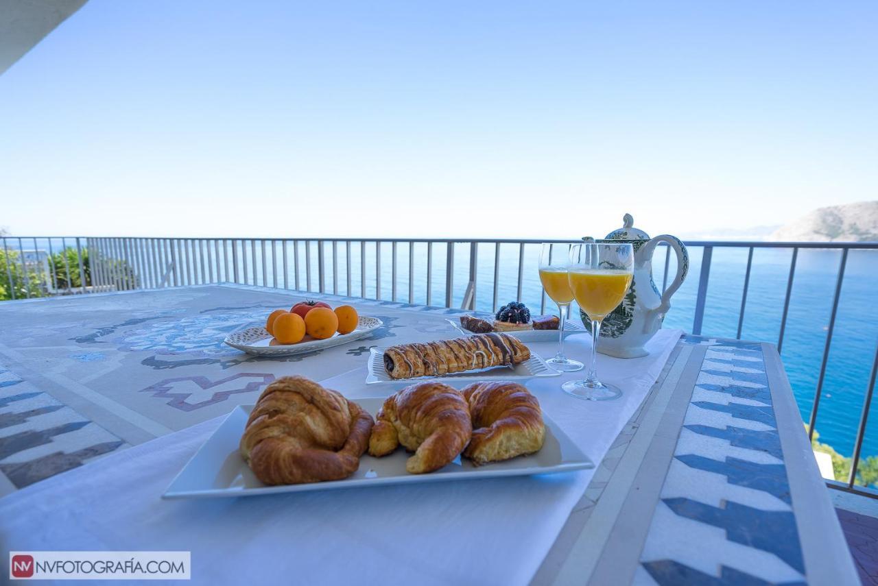 לה הרדורה Villa Sobre El Mar Alboran מראה חיצוני תמונה
